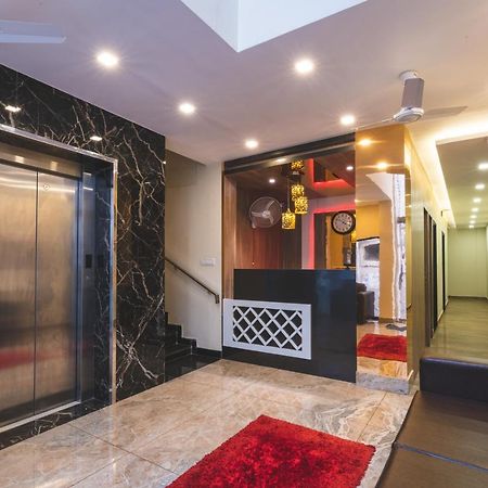 Skm Regency Hotel Csennai Kültér fotó