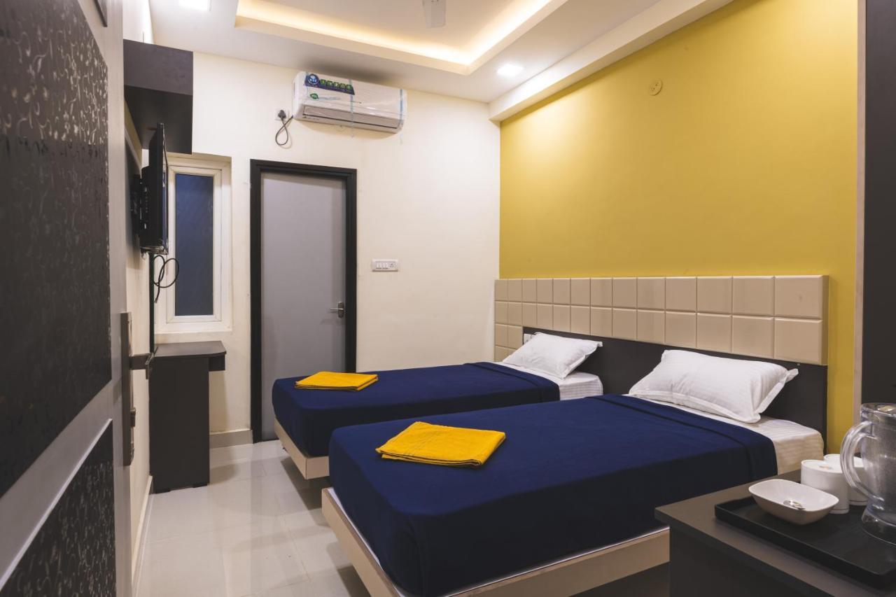 Skm Regency Hotel Csennai Kültér fotó